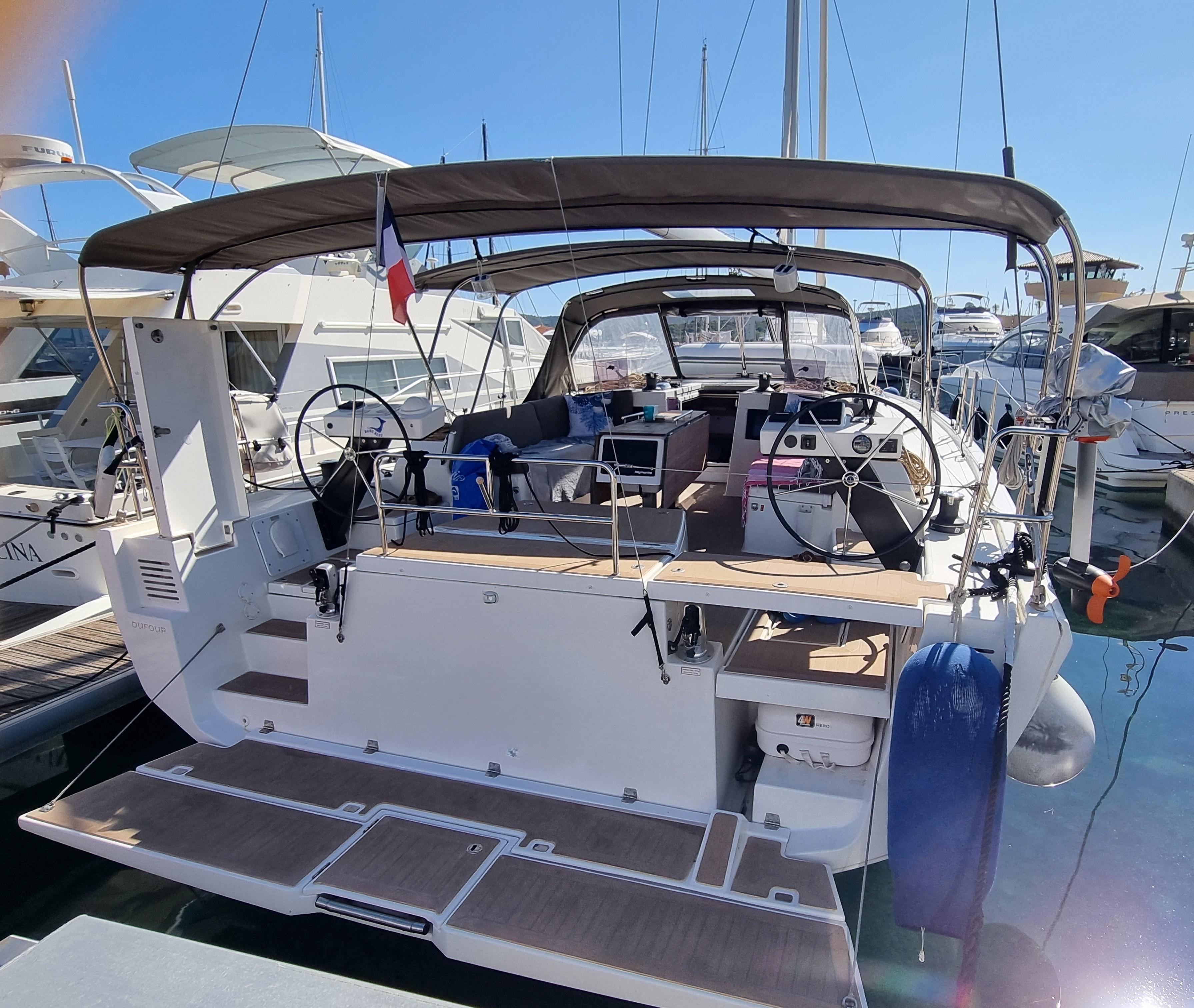 Dufour 470