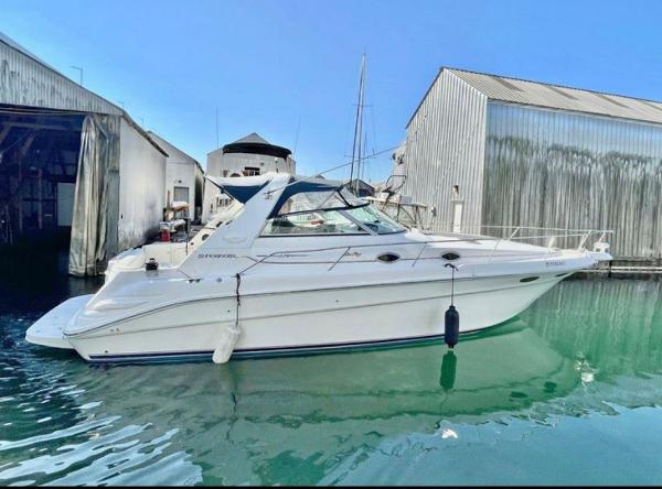 1997 Sea Ray 330 Sundancer