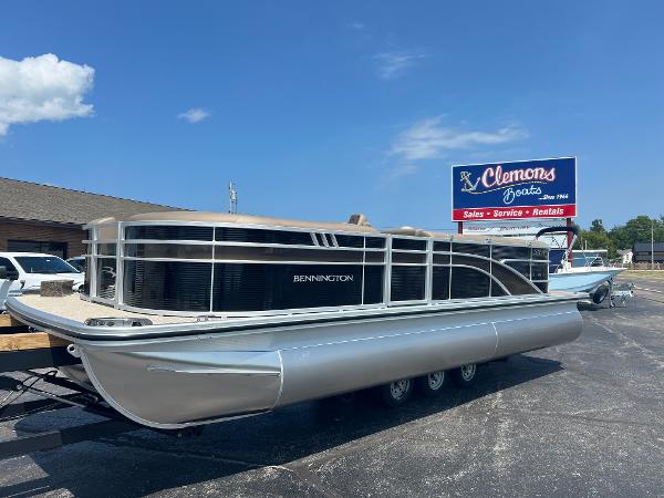 2025 Bennington 23 SXSRC