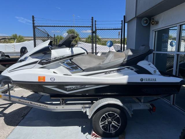 Yamaha WaveRunner FX Cruiser SVHO