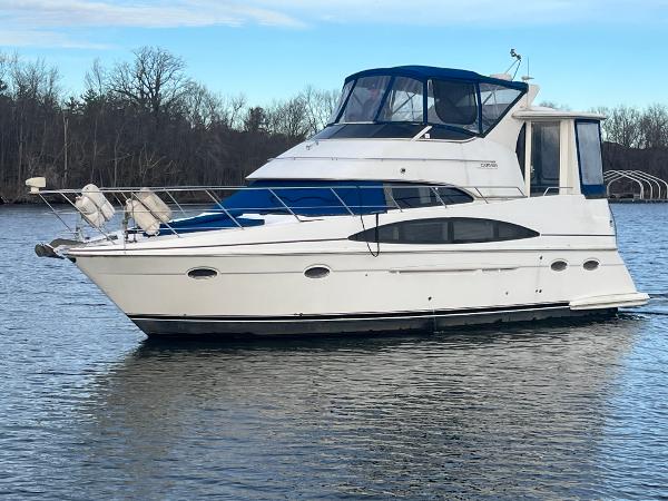 2001 Carver 396 Motor Yacht