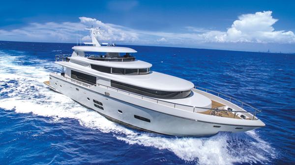 2026 Johnson Motor Yacht w/Open Flybridge