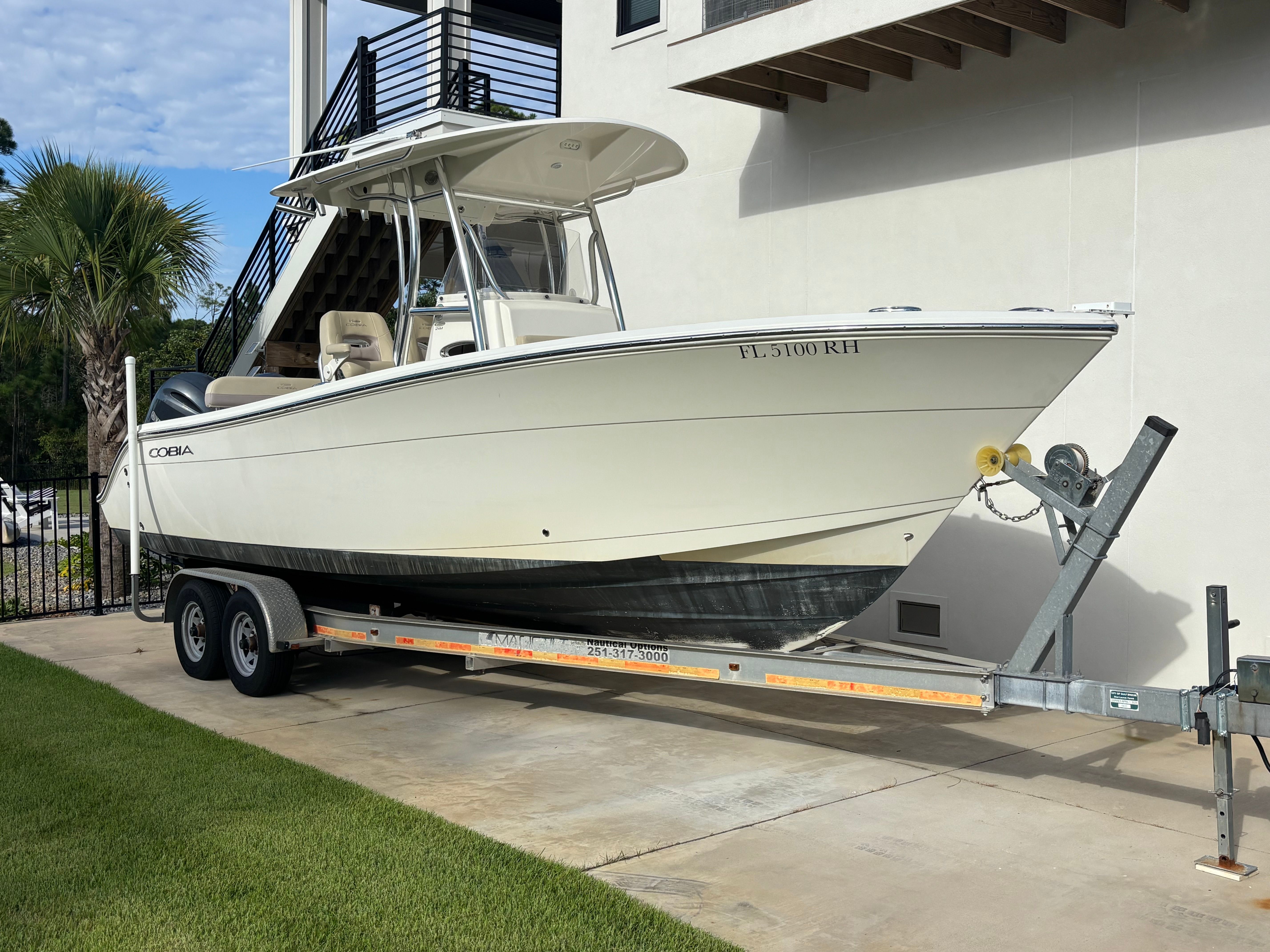 2017 Cobia 261 Center Console