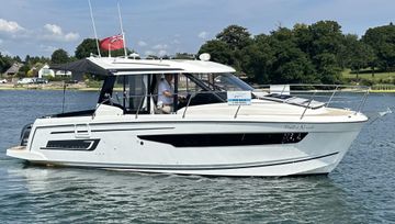 2023 Jeanneau Merry Fisher 895 Offshore