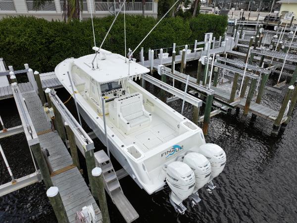 2017 SeaVee 370z