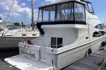 2005 Carver 41 Cockpit Motor Yacht