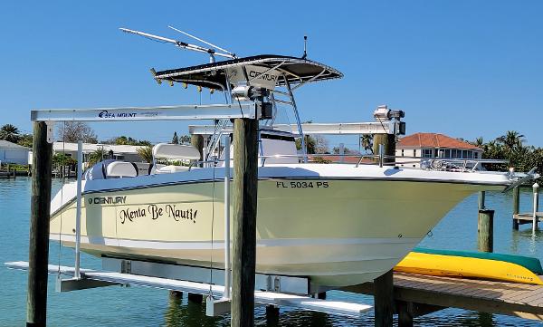 2014 Century 2200