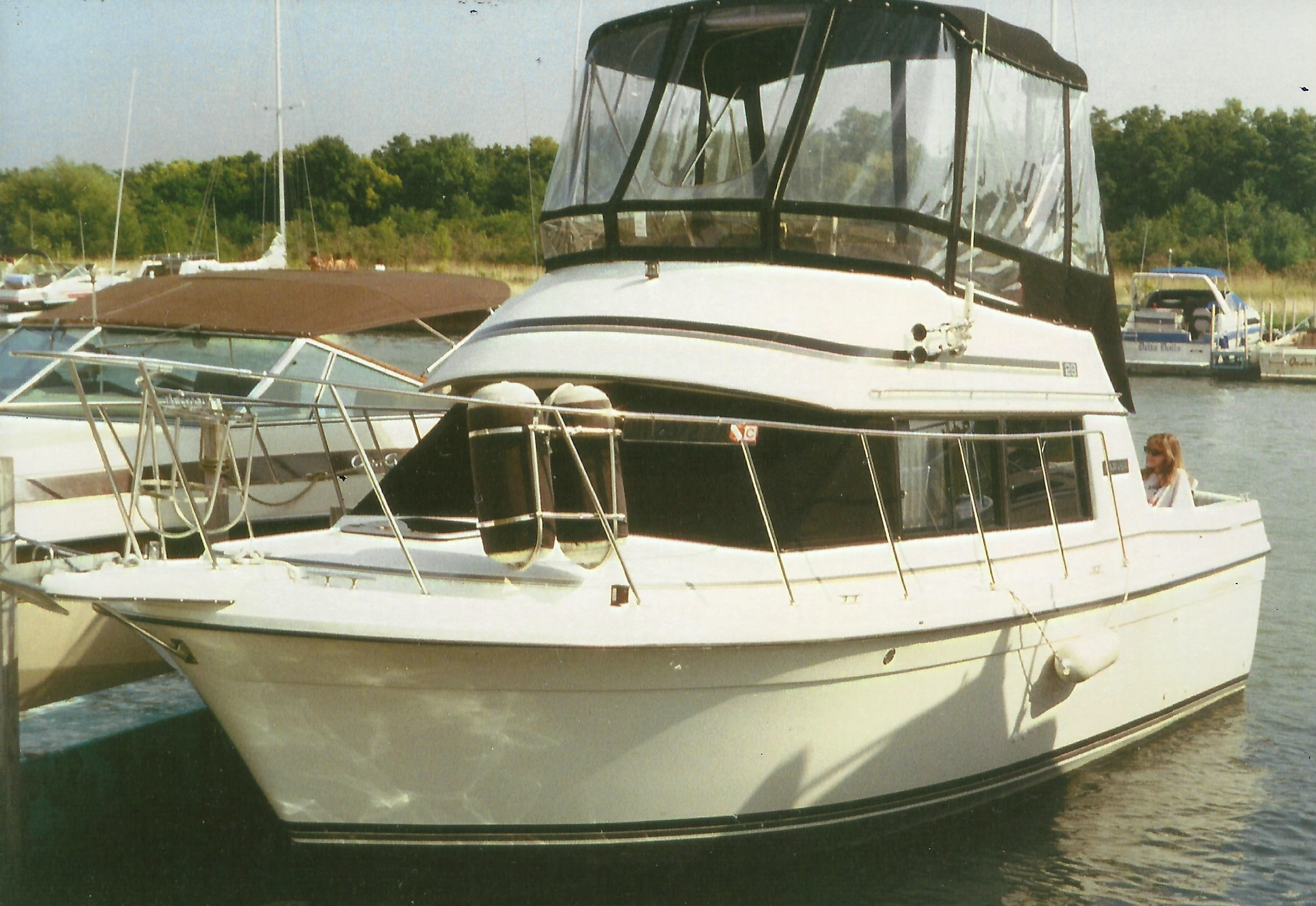 1988 Carver Mariner 28, Port Clinton Ohio - Boats.com