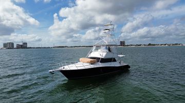 1996 Viking 47 Convertible