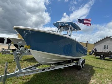 2025 Sportsman Open 232 Center Console