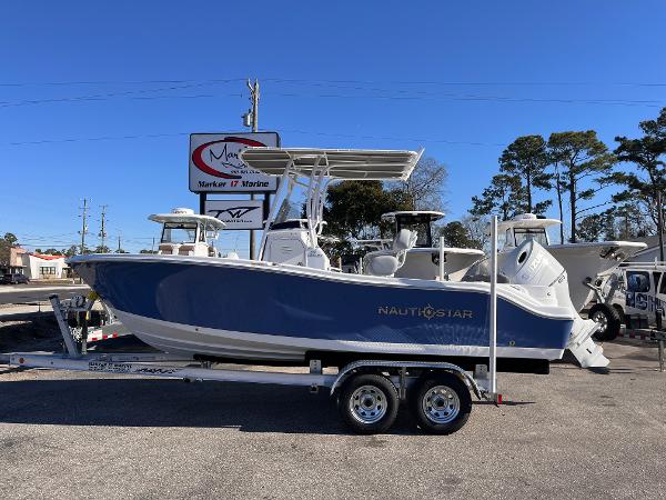 2025 NauticStar 212 Legacy