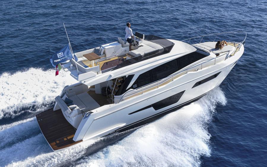 Ferretti Yachts 500 2025 Ferretti Yachts 500 cruising on open sea, showcasing luxury and elegance.