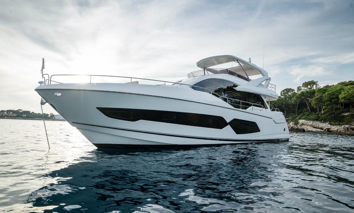 2025 Sunseeker 76 Yacht