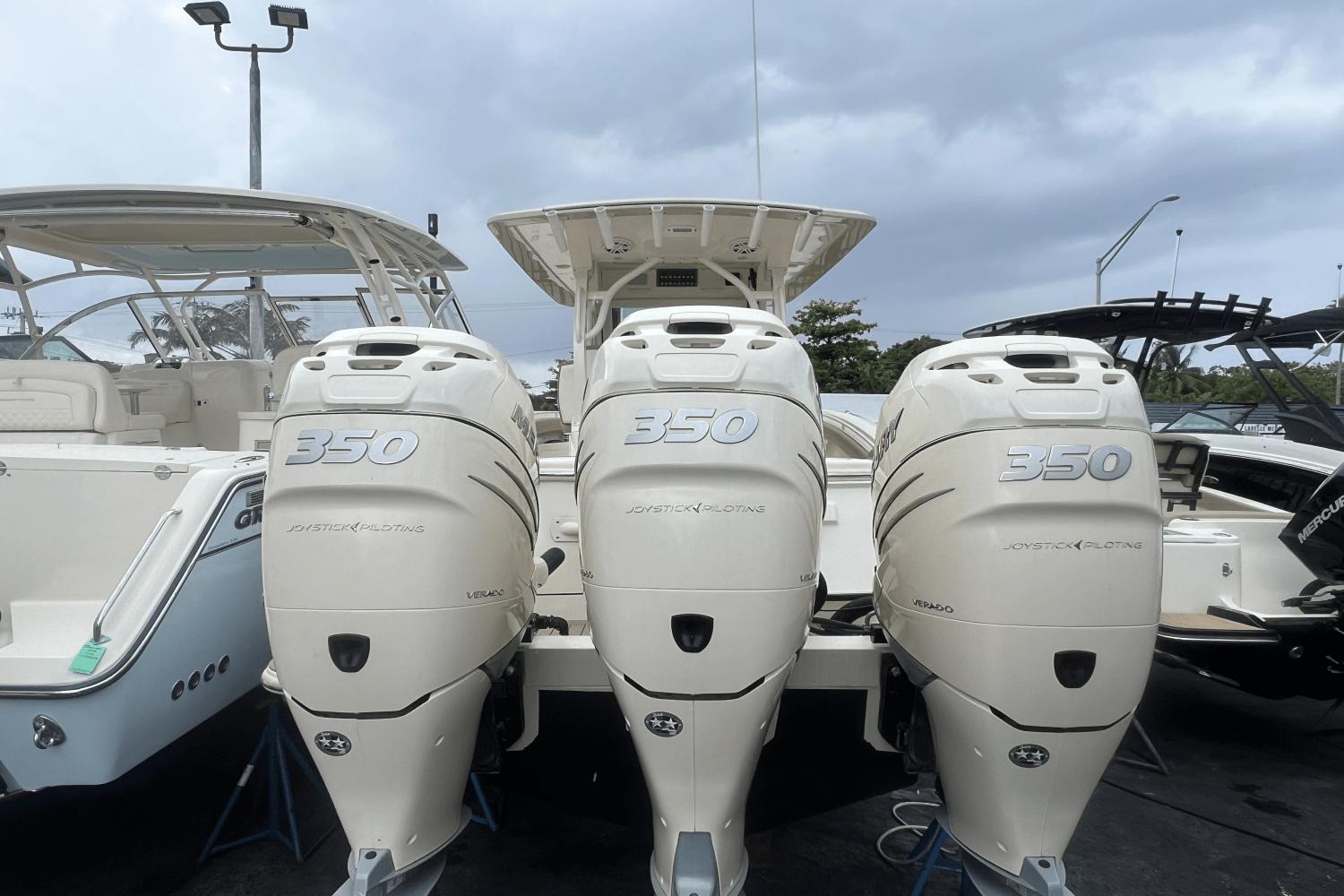 Scout 355 LXF