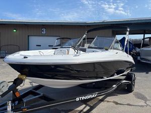 Stingray 191DC DUAL CONSOLE BOWRIDER