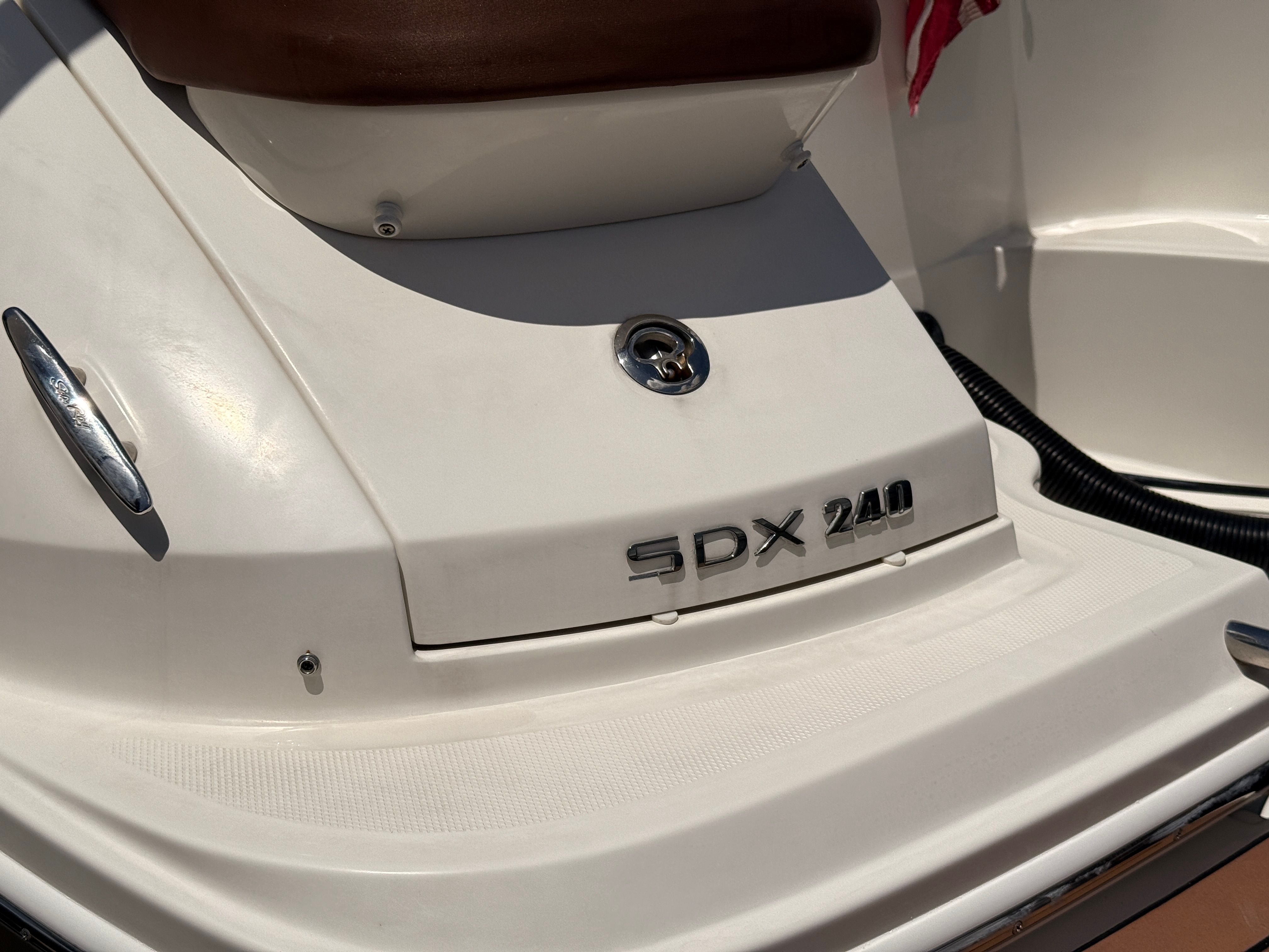 2017 Sea Ray SDX 240 Outboard