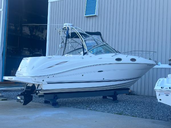 2005 Sea Ray 270 Amberjack