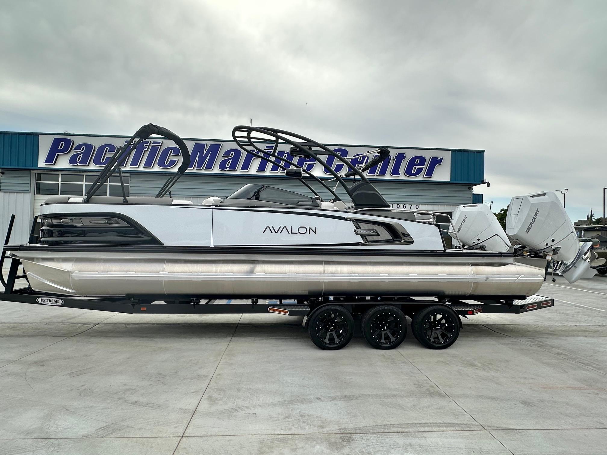 Avalon Excalibur LTD Elite Windshield w/ Twin 400HP Mercury V10's & JOYSTICK CONTROL!