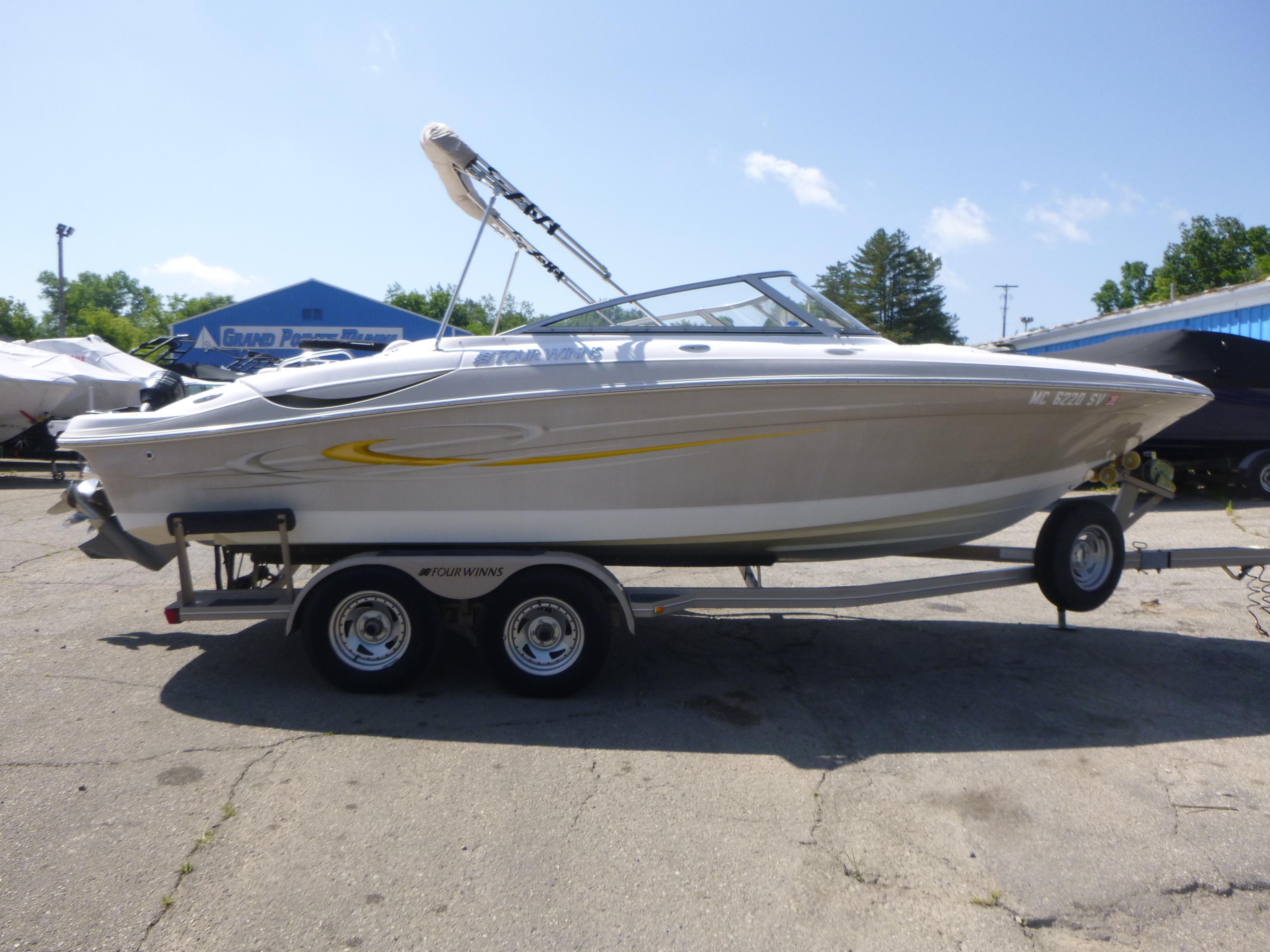 2006 Four Winns 220 Horizon