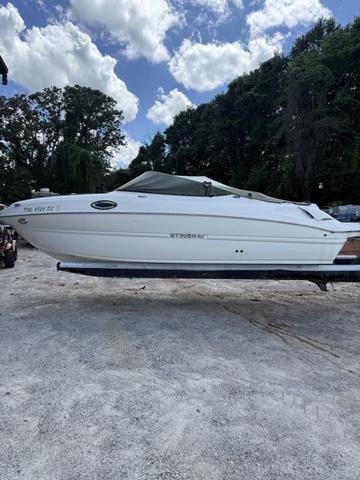 2012 Stingray 215 LR