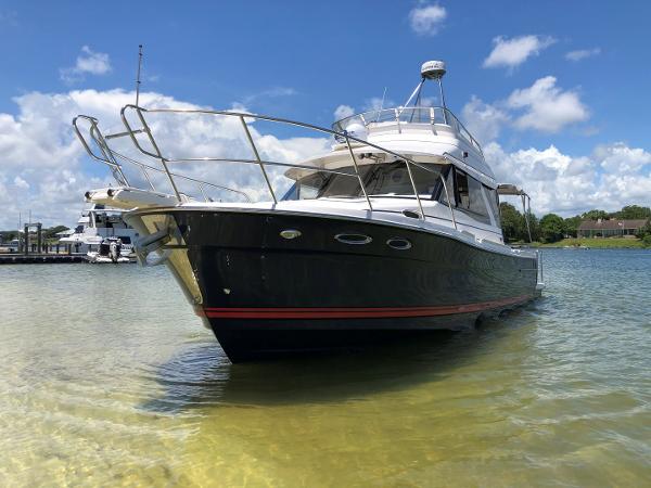2025 Cutwater C-32CB