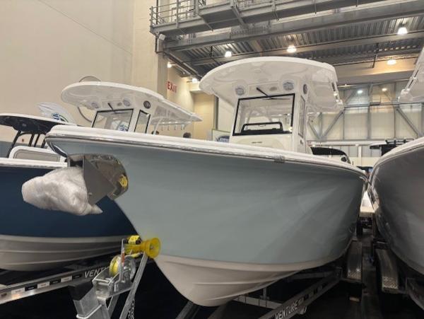 2025 Sea Pro 242 Center Console