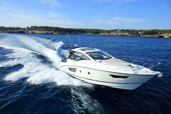 2019 Beneteau Gran Turismo 46