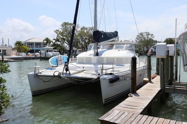 2001 Lagoon 380