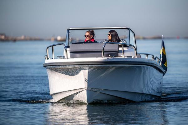 Nimbus Tender 8 Manufacturer Provided Image