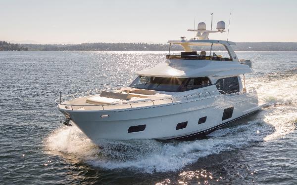 2017 Ocean Alexander 70 E