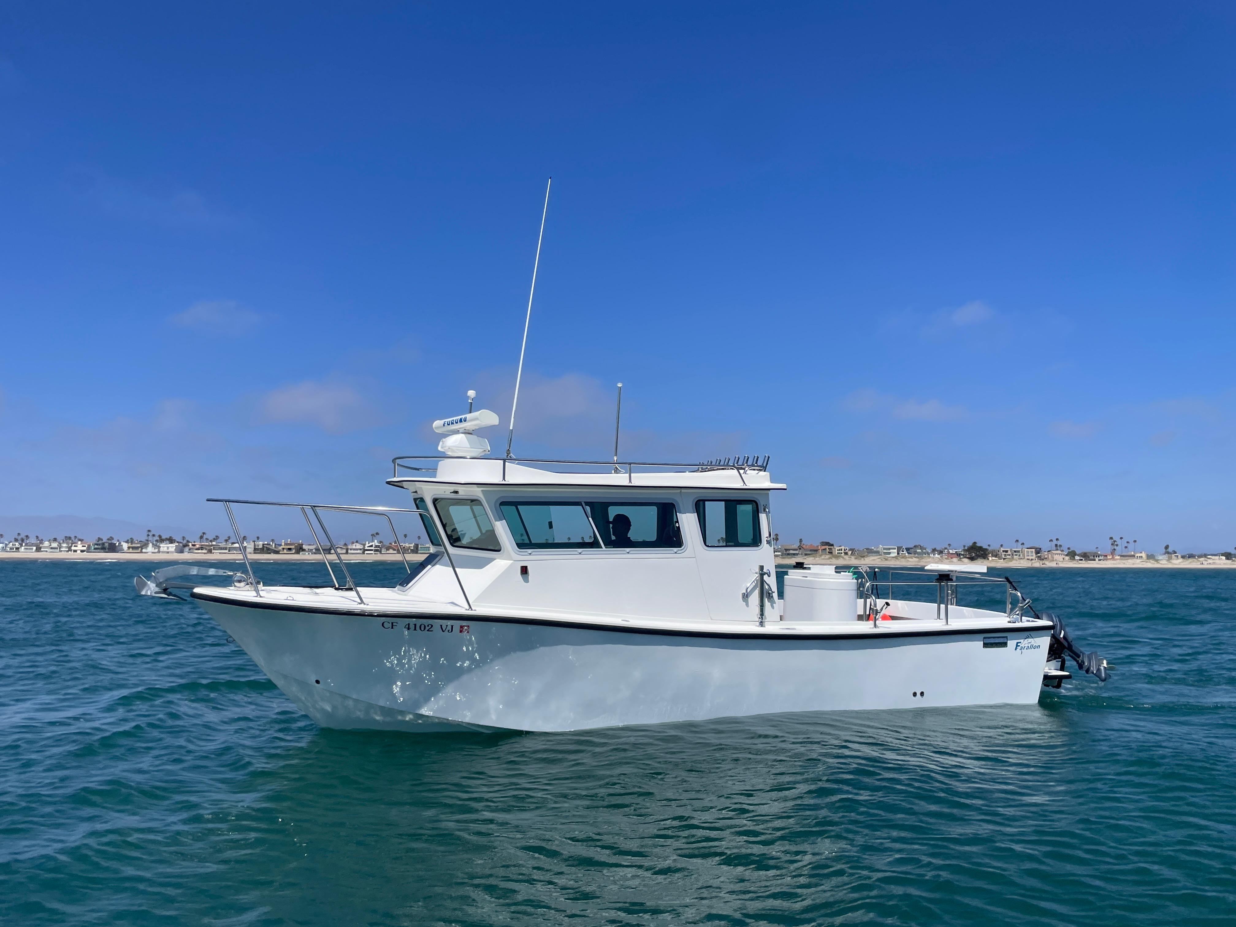 2005 Farallon 2800 Whaleback