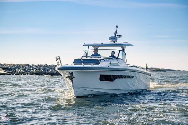 Nimbus Tender 11 Manufacturer Provided Image