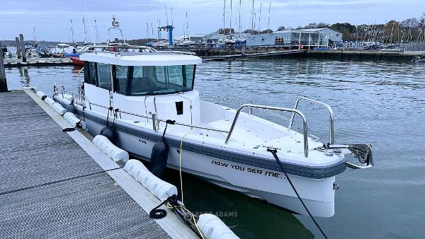 Axopar 28 CABIN