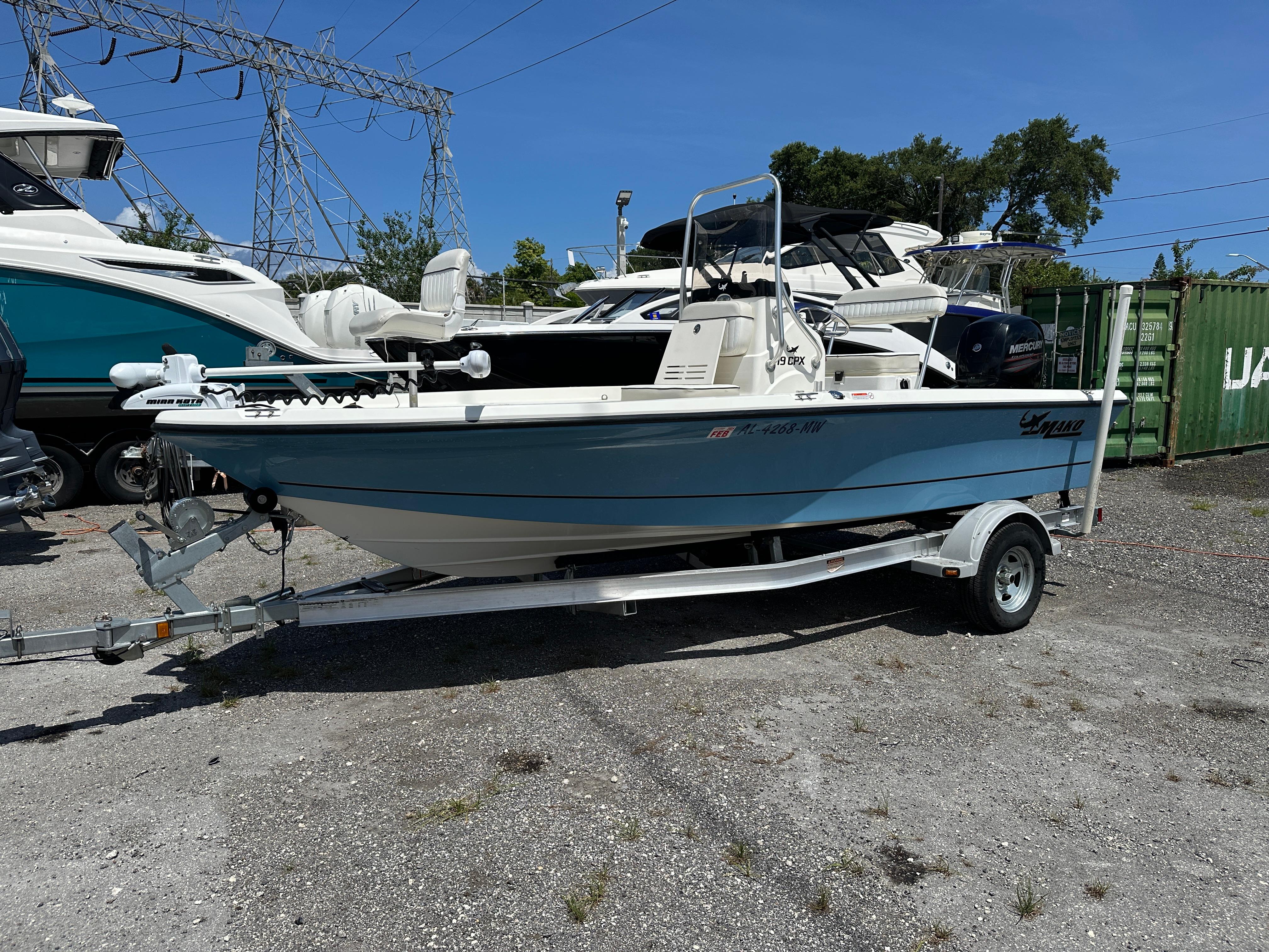 2016 Mako 19 CPX