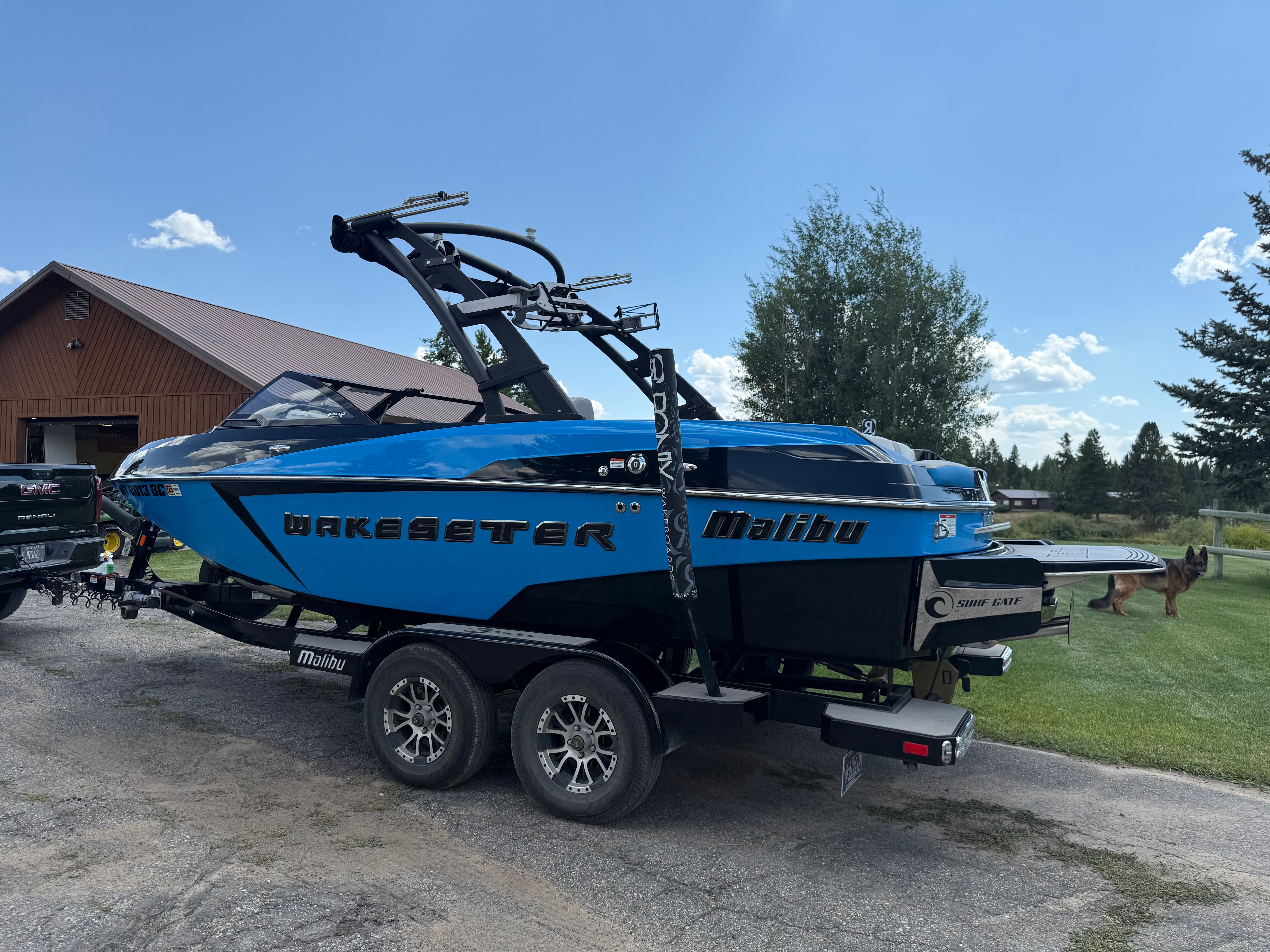 2016 Malibu Wakesetter 20 VTX
