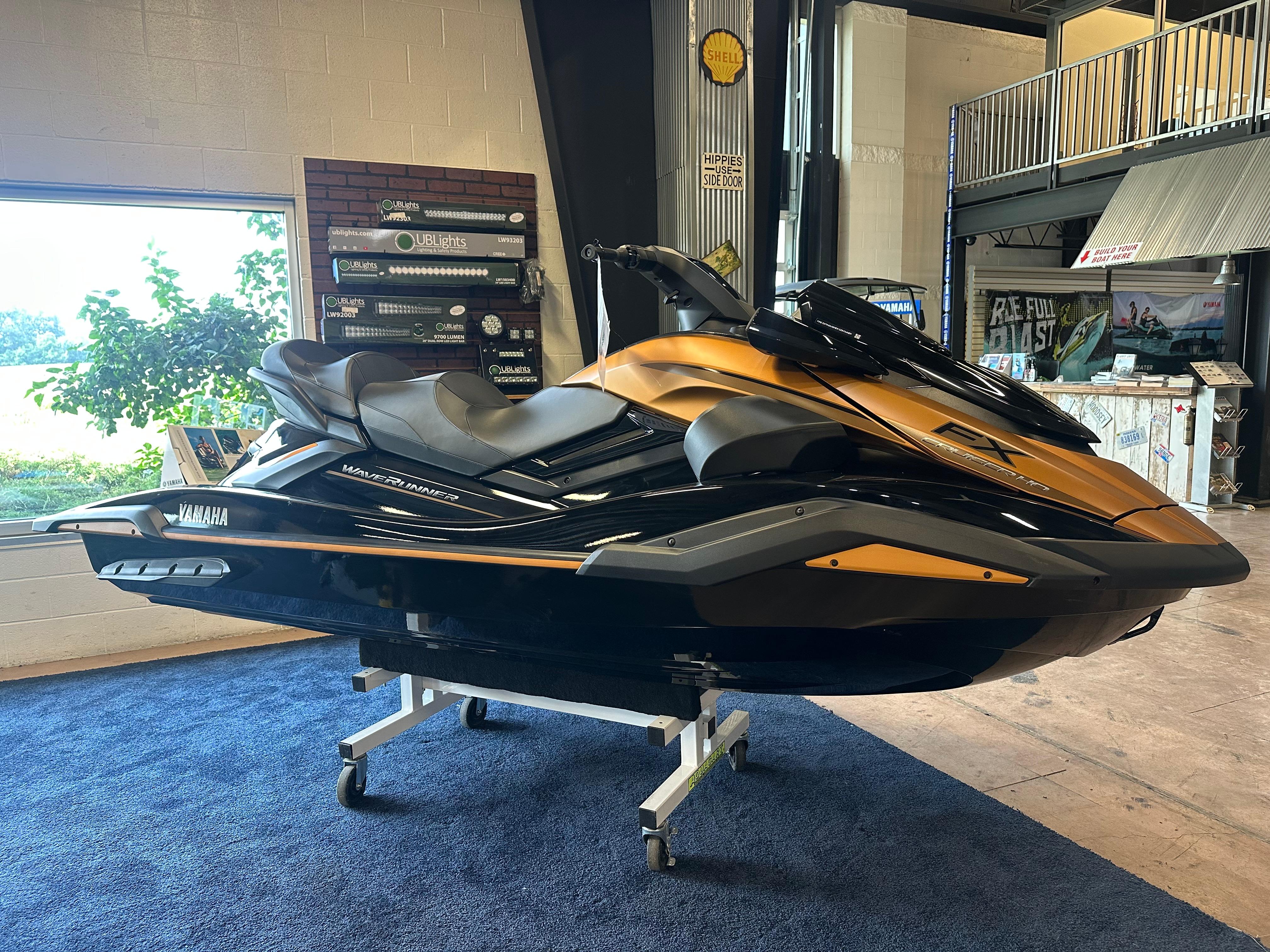 2025 Yamaha WaveRunner FX Cruiser HO