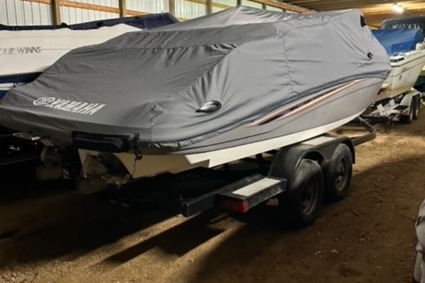 Yamaha Boats 230 SX