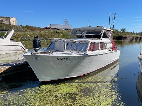 1972 Marinette 28 Express