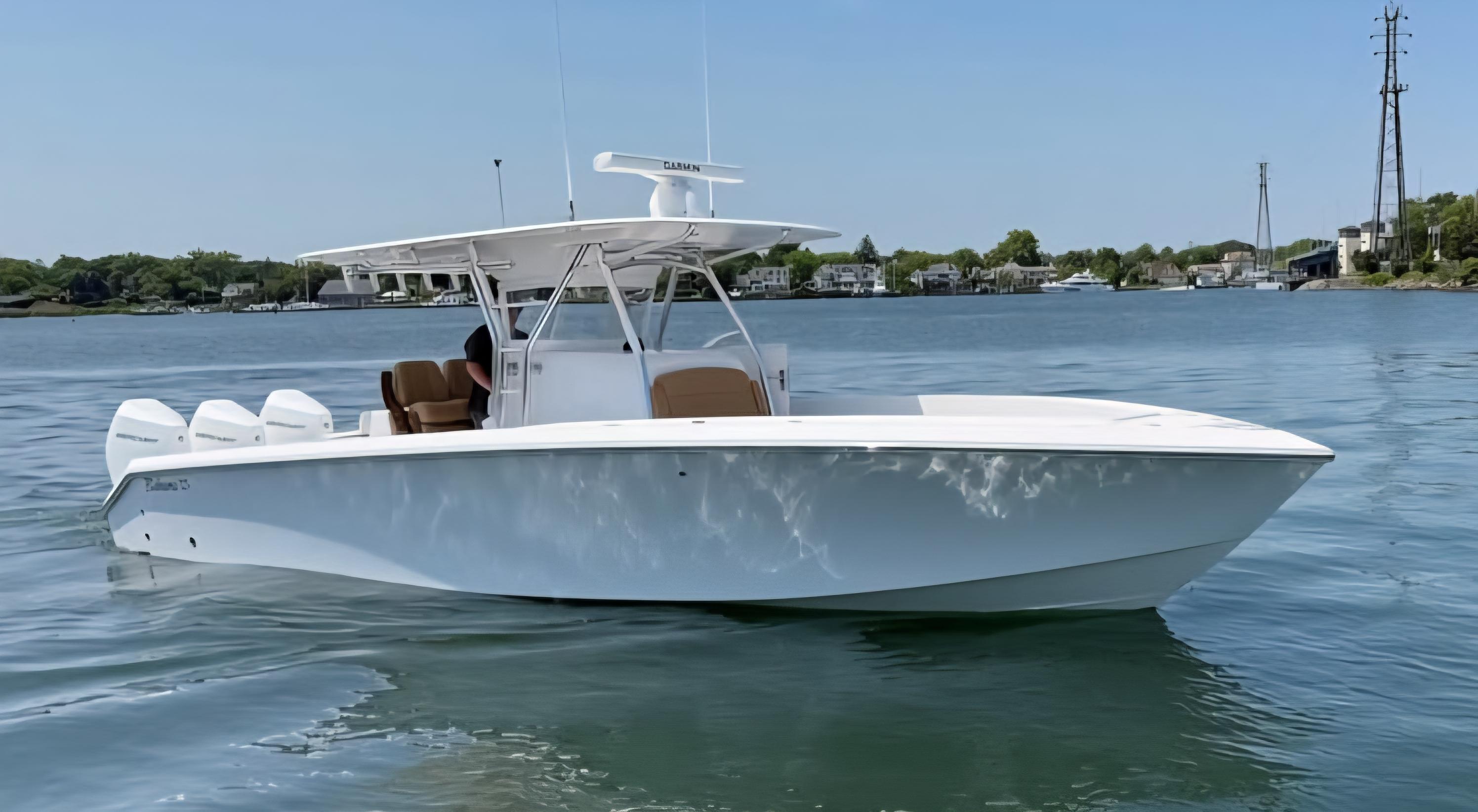 2025 Bahama 35 Super Center Console