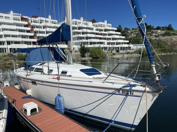 1996 Catalina 320