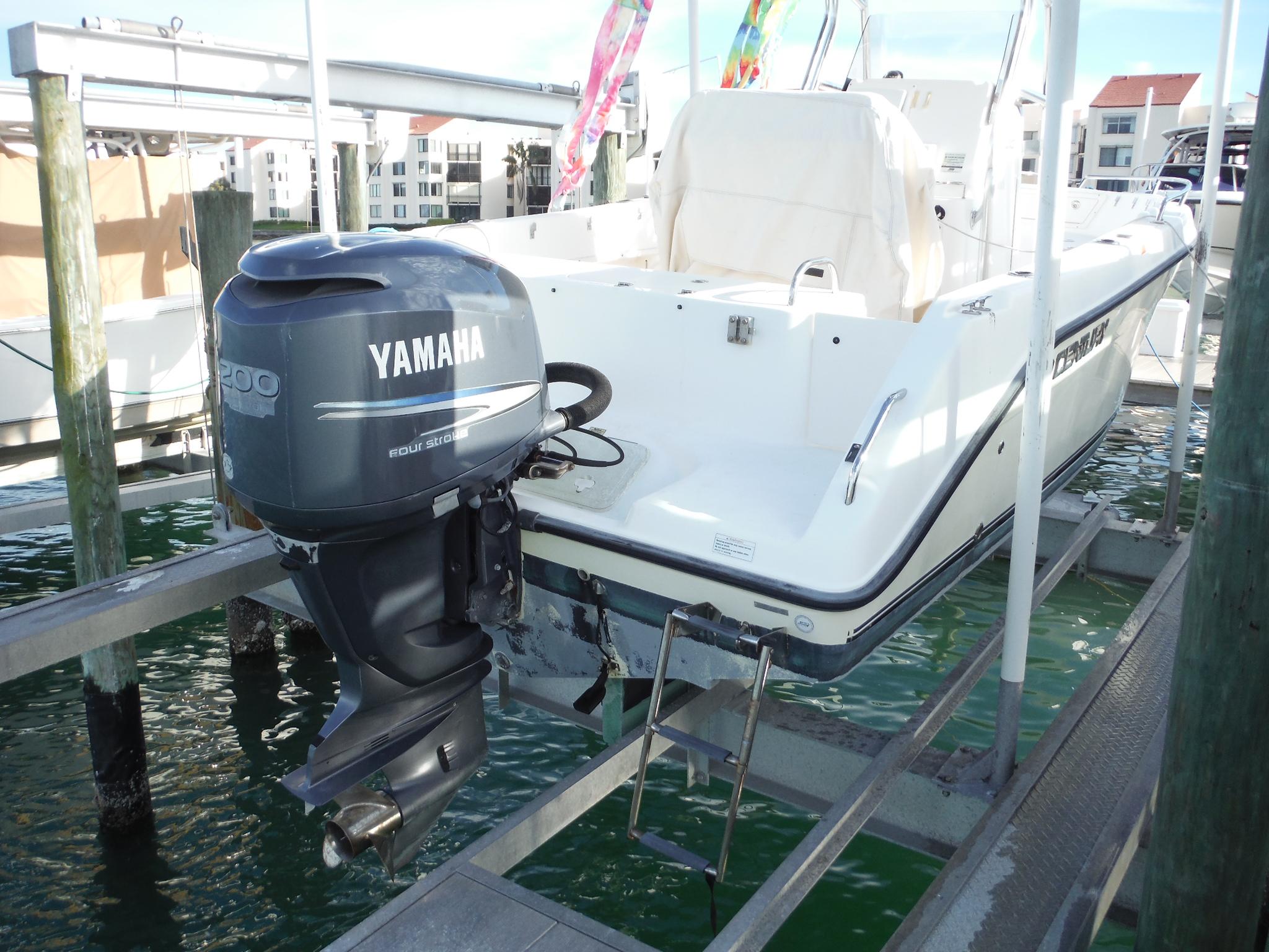 2008 Century 2200 Center Console, Saint Petersburg Florida - boats.com