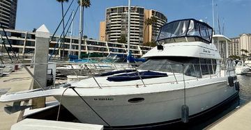 1997 Carver 355 Aft Cabin Motor Yacht