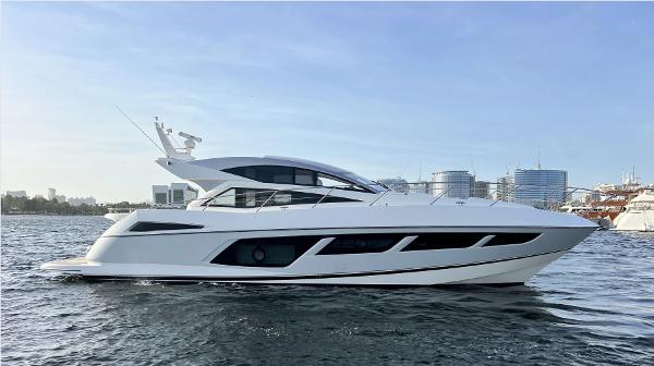2017 Sunseeker Predator 57