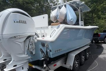 2022 Sea Hunt Gamefish 30 Forward Seating