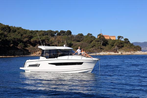 2022 Jeanneau Merry Fisher 895
