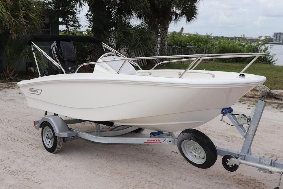 2025 Boston Whaler 130 Super Sport