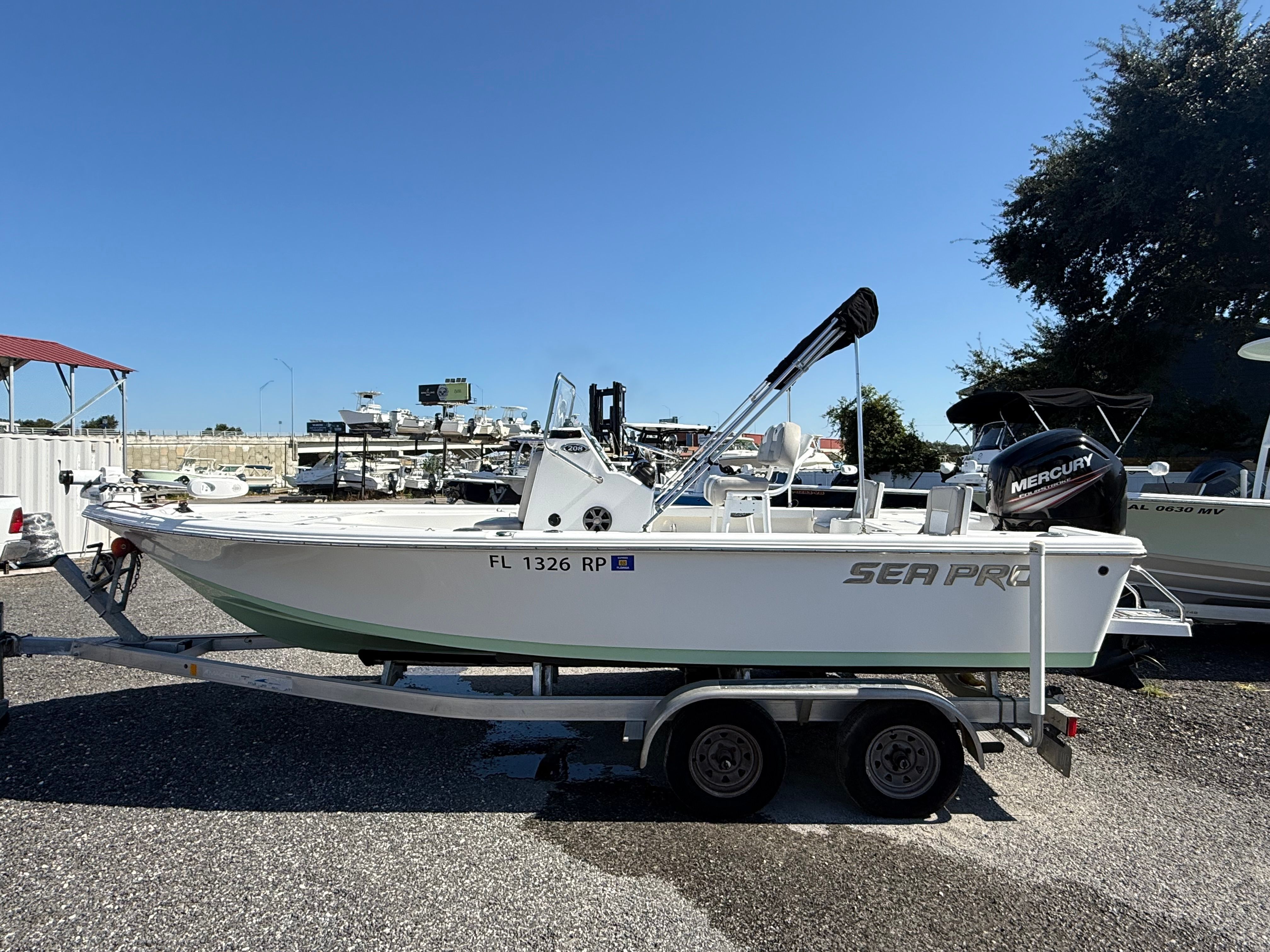 2018 Sea Pro 208 Bay