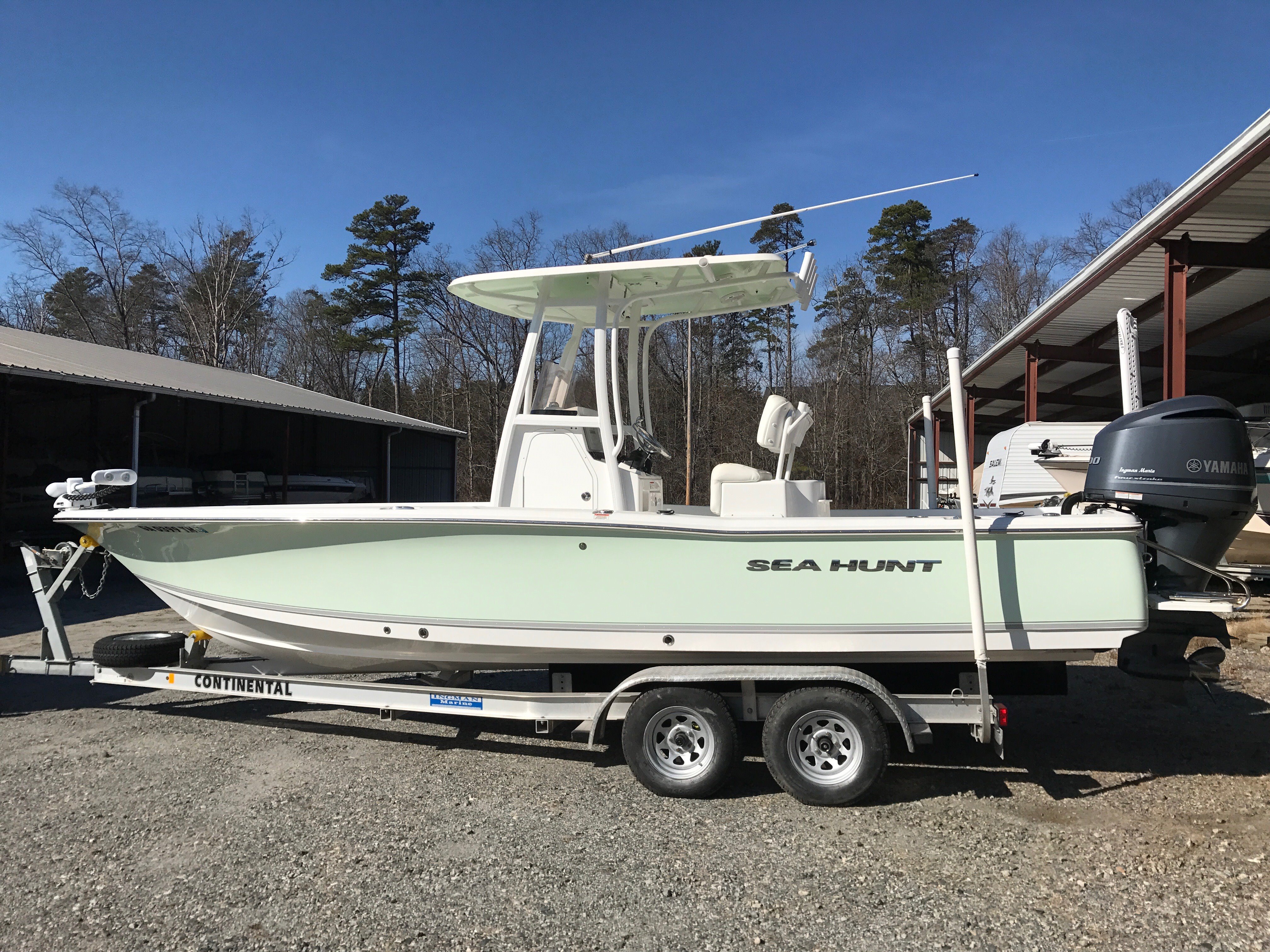 Sea Hunt BX 24 BR: Beast of a Bay Boat - boats.com