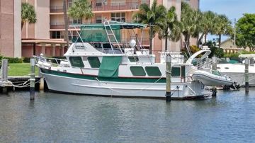 1979 Universal Marine 41