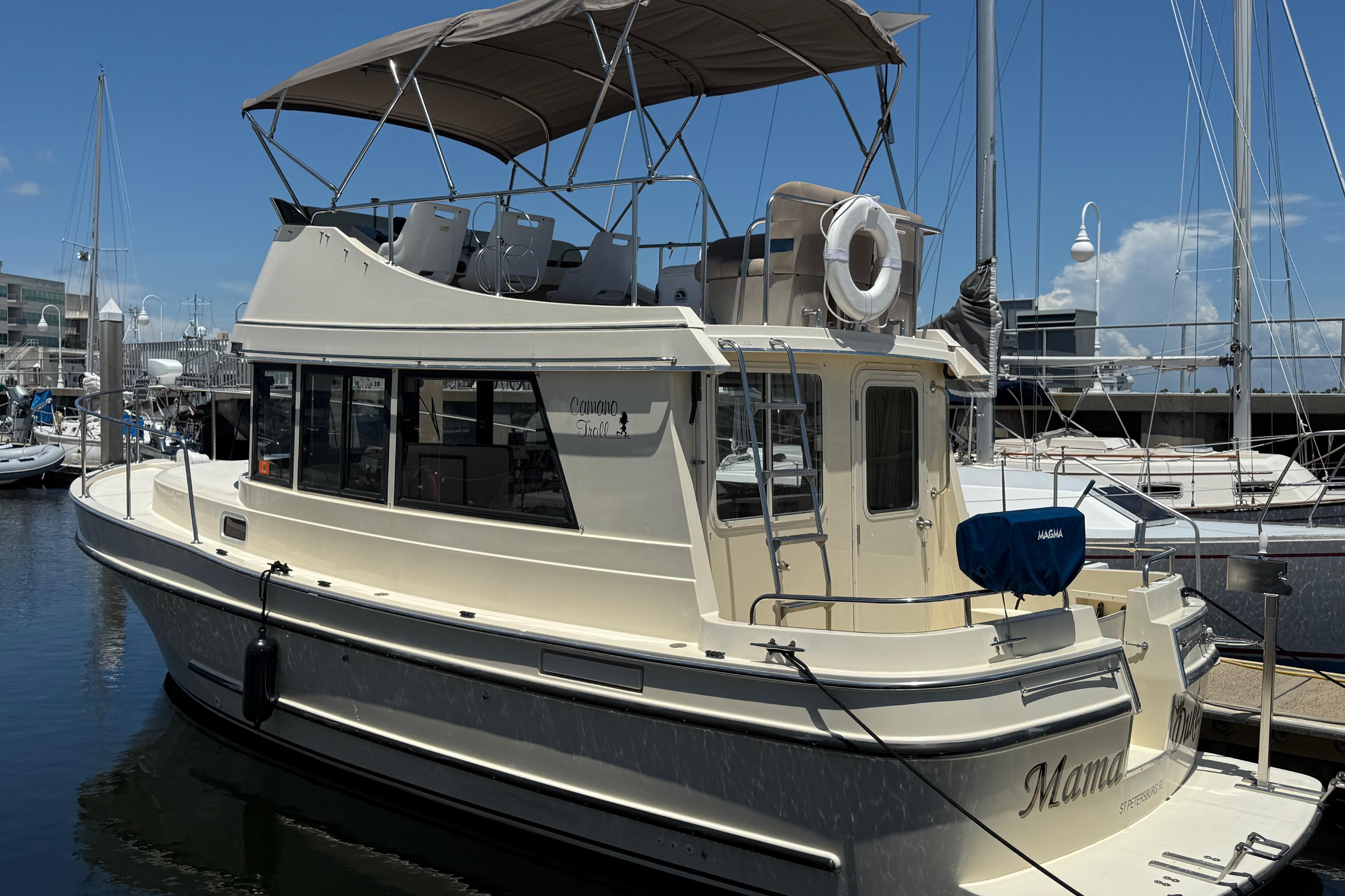 2001 Camano 31